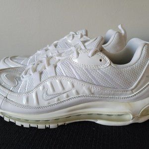 Men's White Platinum Air Max, Size 9.5